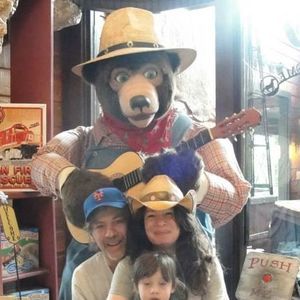 Meet your Posher, Phil